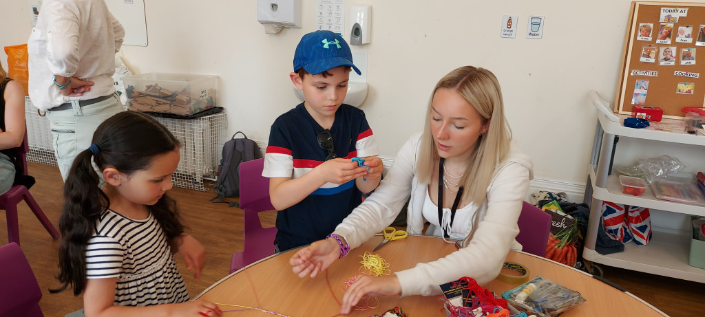 Weekly play sessions for families who have children with special educational needs - Dawlish