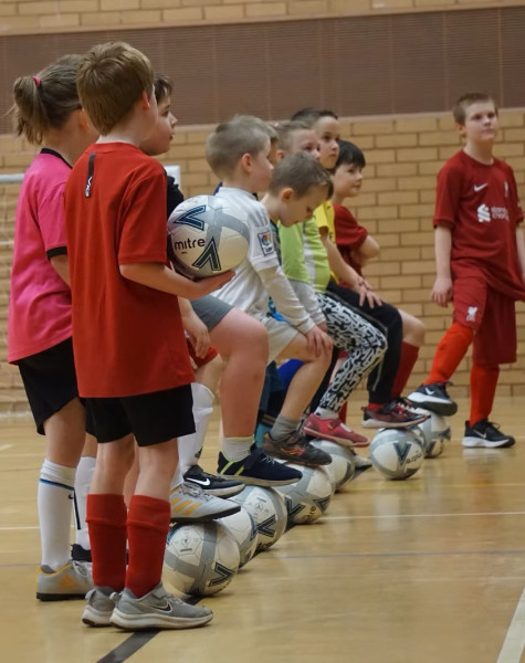 SAINTS SOCCER CENTRE
(7-11 YEARS)
